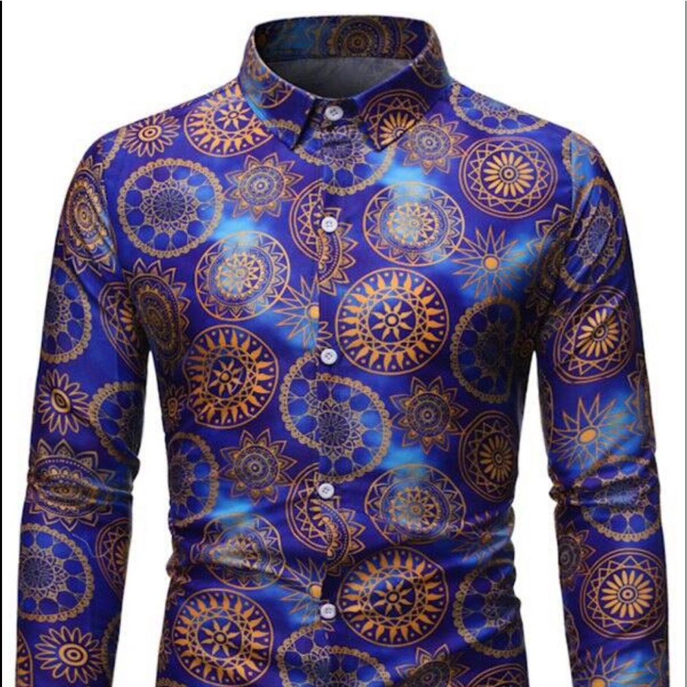 Men’s button down collared shirt